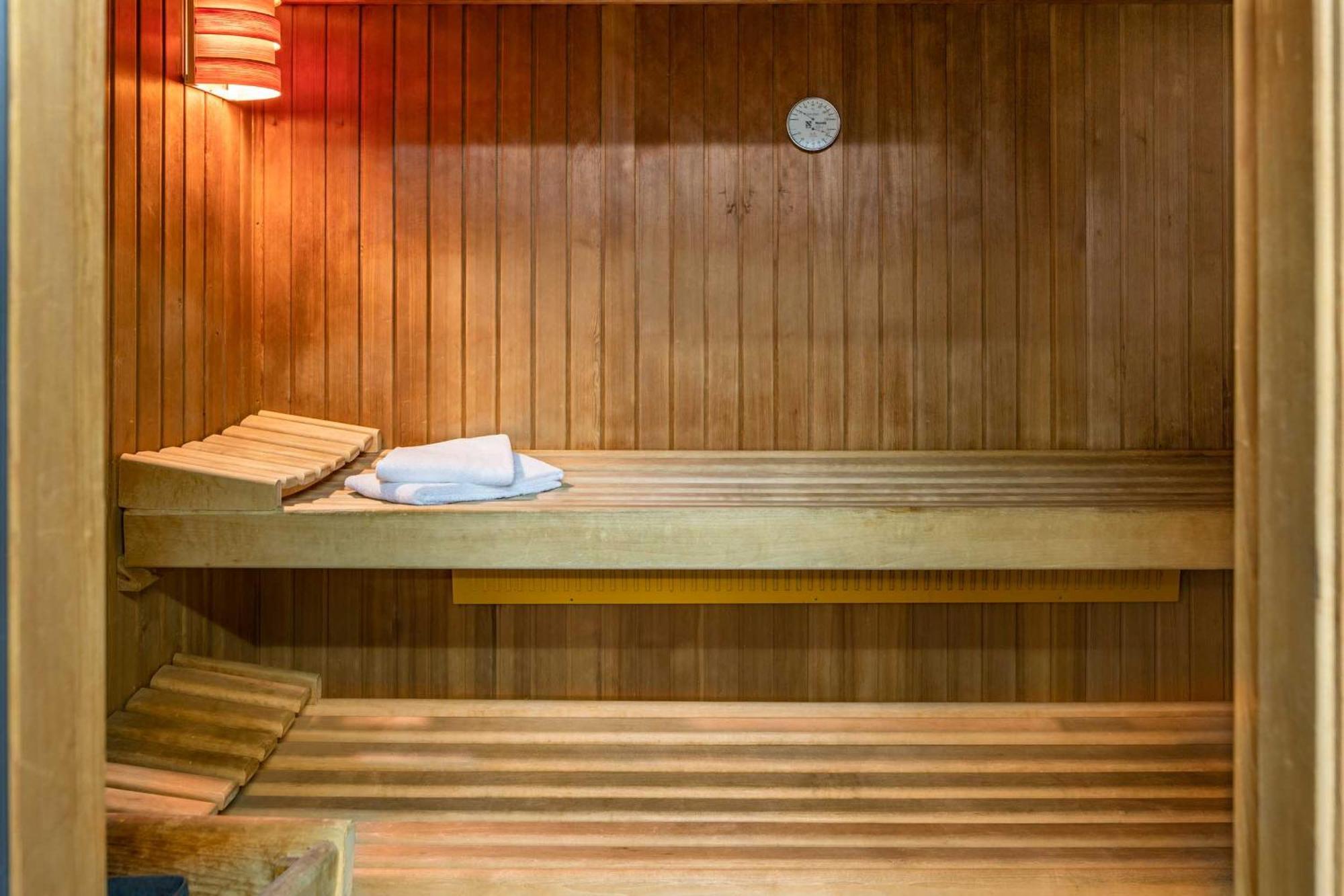 Astoria City Resort Έσσεν Εξωτερικό φωτογραφία